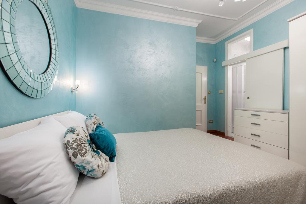 Villa Sea Breeze Split Habitación foto
