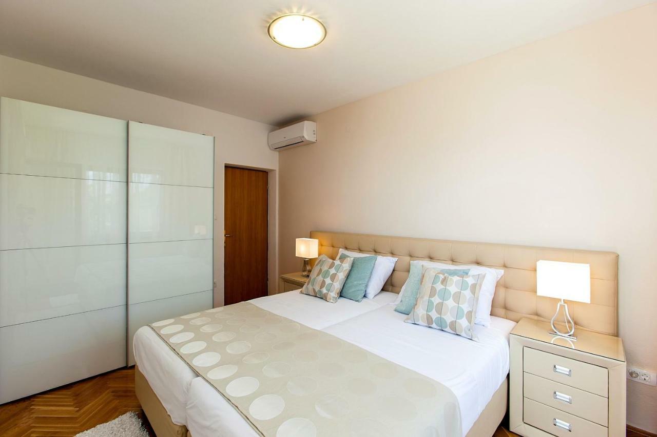 Villa Sea Breeze Split Habitación foto
